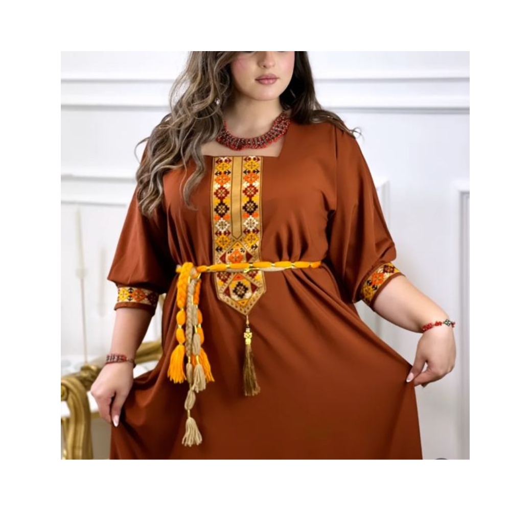 Robe d’Hôtesse Longue avec Motif Berbère  – Pivoine House Of Creation