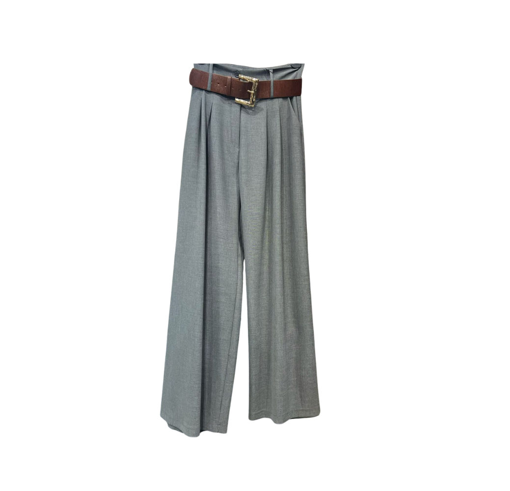 Pantalon gris classique avec ceinture