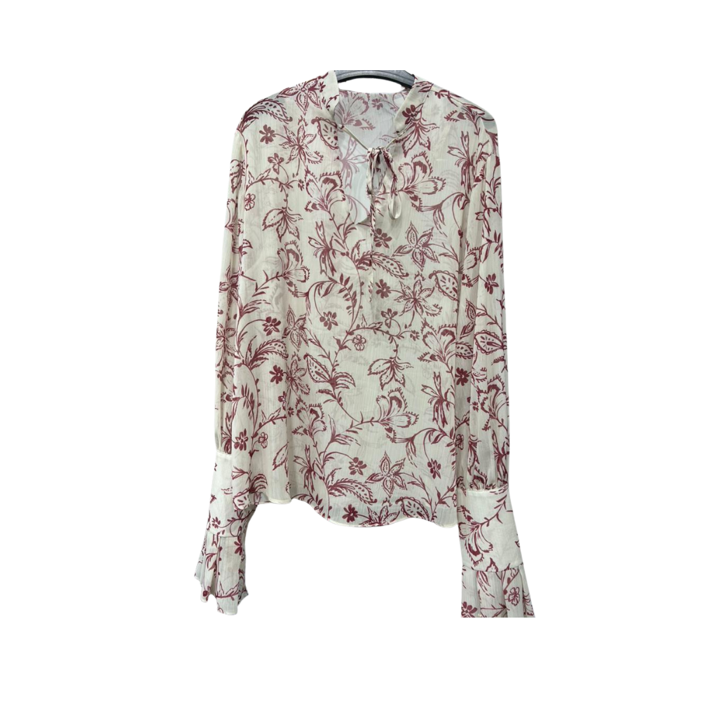 Chemise blanche à fleurs