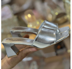 Chaussures à talons pour fête