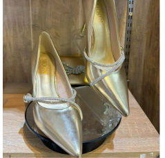 Escarpins à strass – Les Jolie Shoes