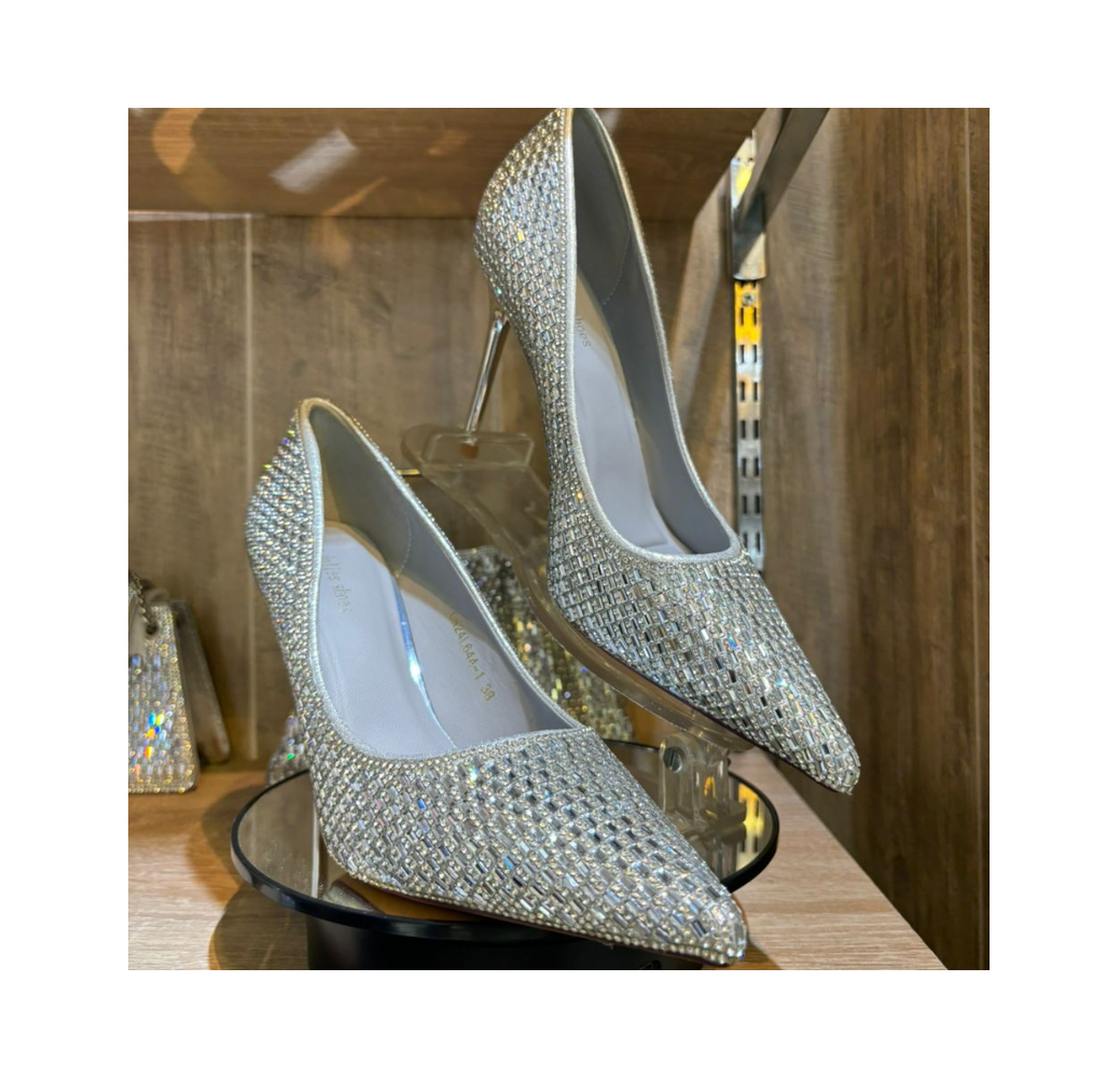 Escarpins à strass argenté – Les Jolie Shoes Escarpins à strass argenté – Les Jolie Shoes