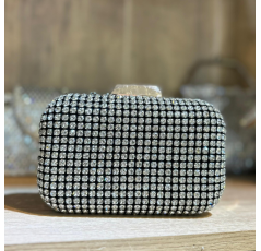 Pochette arrondi noir a strass 