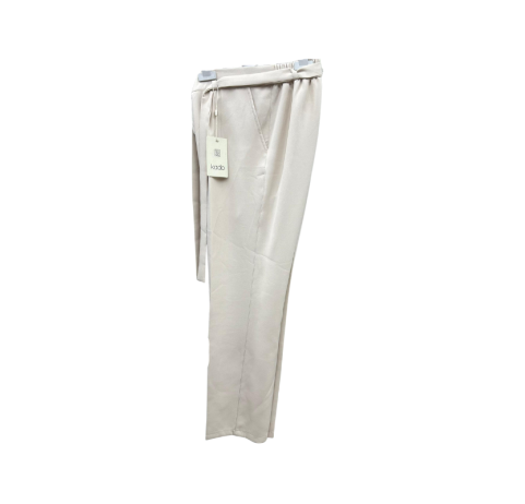 Pantalon classique beige cintré avec ceinture