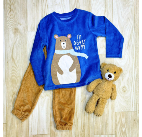 Pyjama ensemble ours