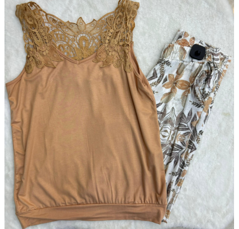 Pyjama haut beige foncé pantalon imprimé