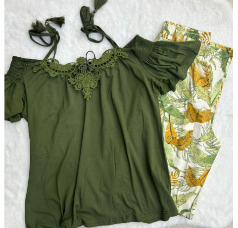 Pyjama haut vert militaire a bretelle et pantalon