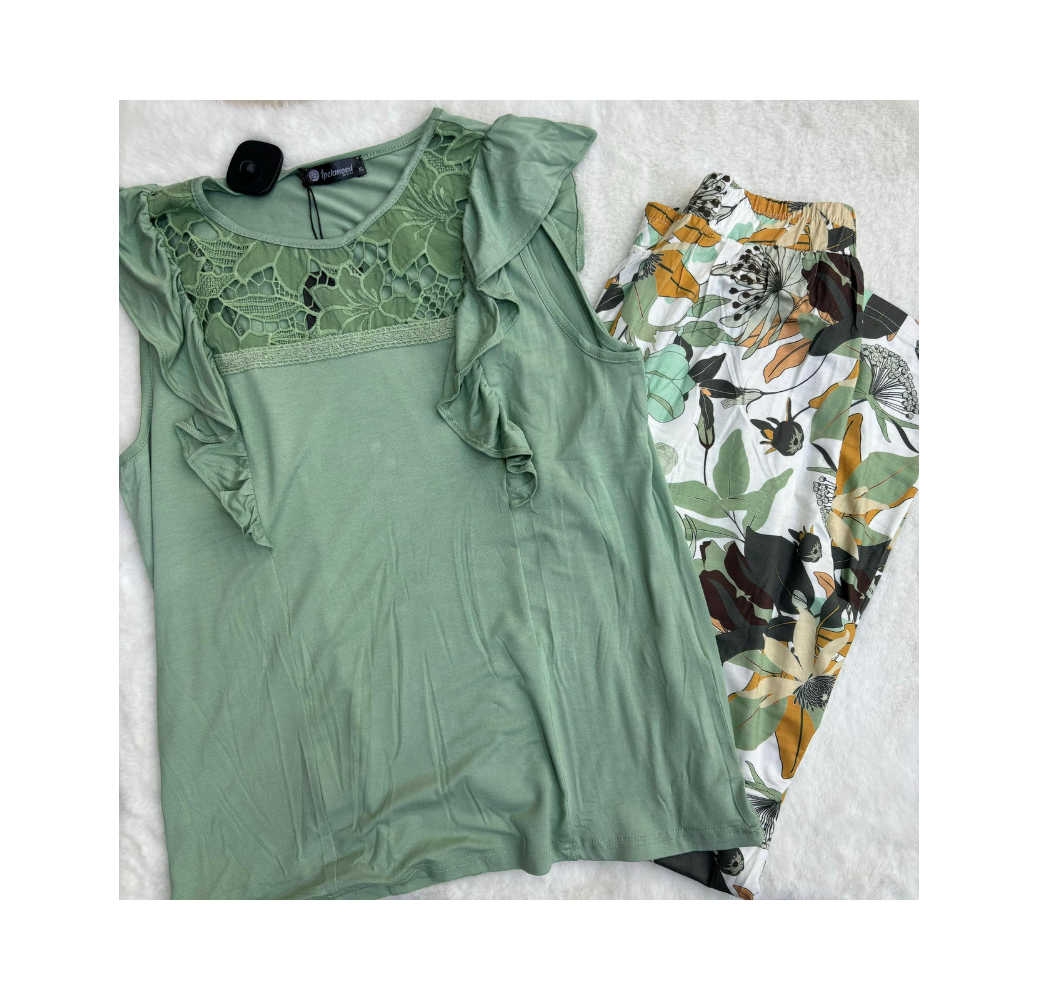 Pyjama haut vert pantalon imprimé Pyjama haut vert pantalon imprimé