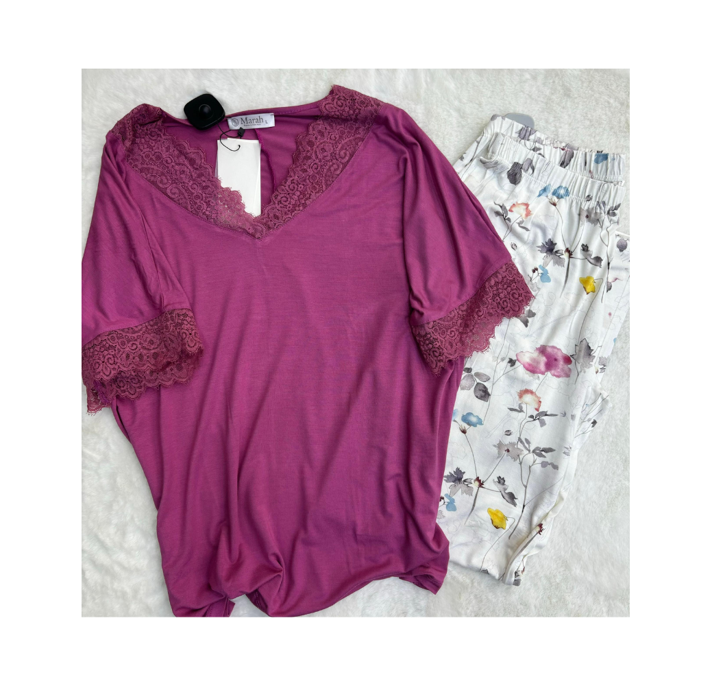 Pyjama haut rose et pantalon imprimé
