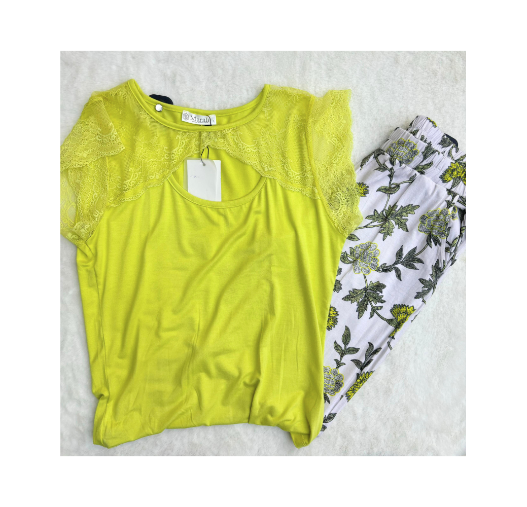 Pyjama haut jaune pantalon imprimé Pyjama haut jaune pantalon imprimé