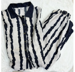 Pyjama deux pièces à rayures