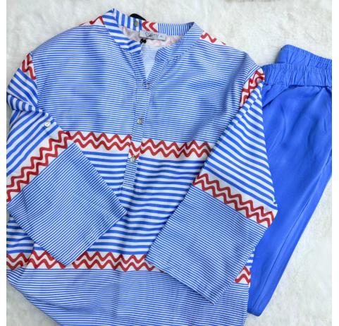 Pyjama deux pièces bleu et rouge