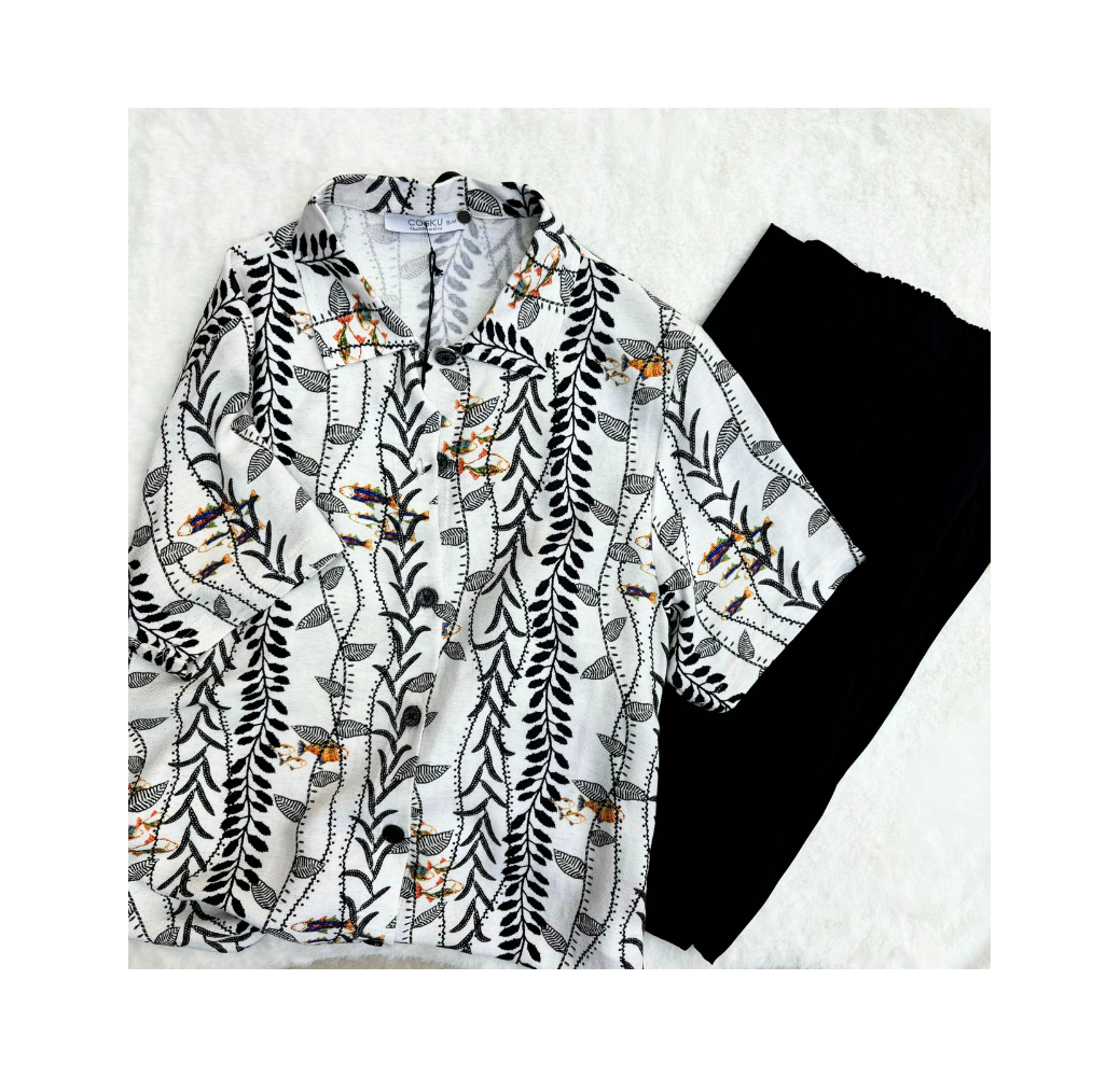 Pyjama deux pièces noir et blanc Pyjama deux pièces noir et blanc