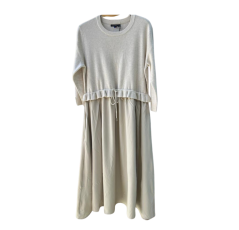 Robe noire d’hiver beige 