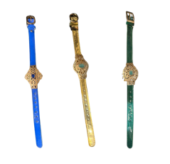 Bracelet moderne avec des motifs en argent plaqué or et orné d’une pierre naturelle