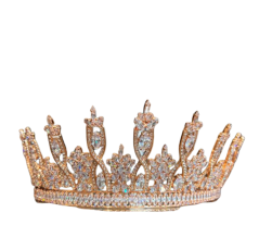 Couronne fabriquée avec du tissu et du coton pur.