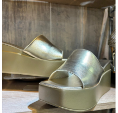 Mules à plateforme doré femmes – Les Jolies Shoes