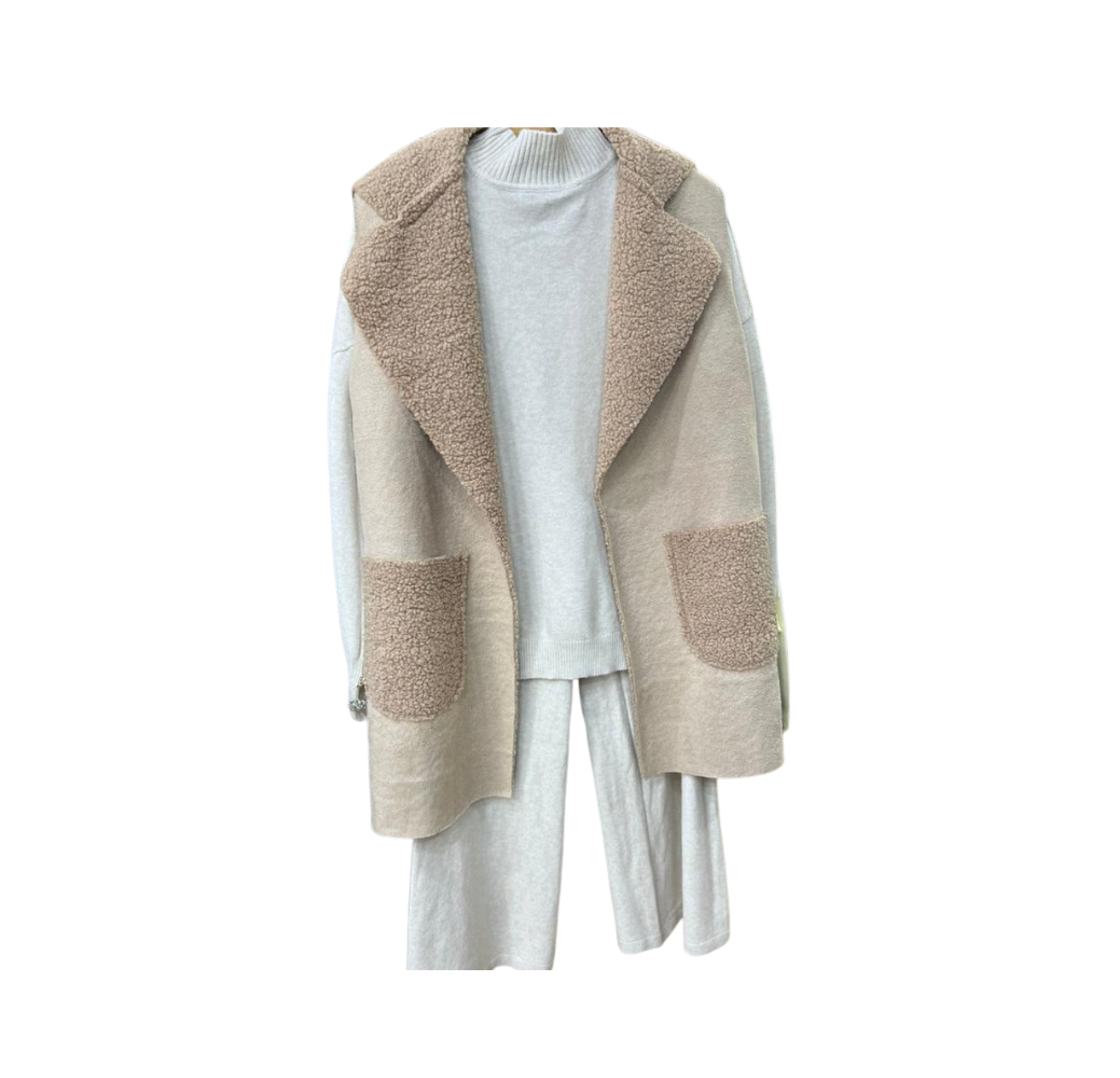 Ensemble gilet long avec poches, haut et pantalon